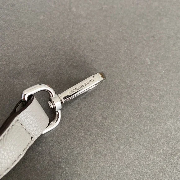 Michael Kors Bag - Picture 6 of 12